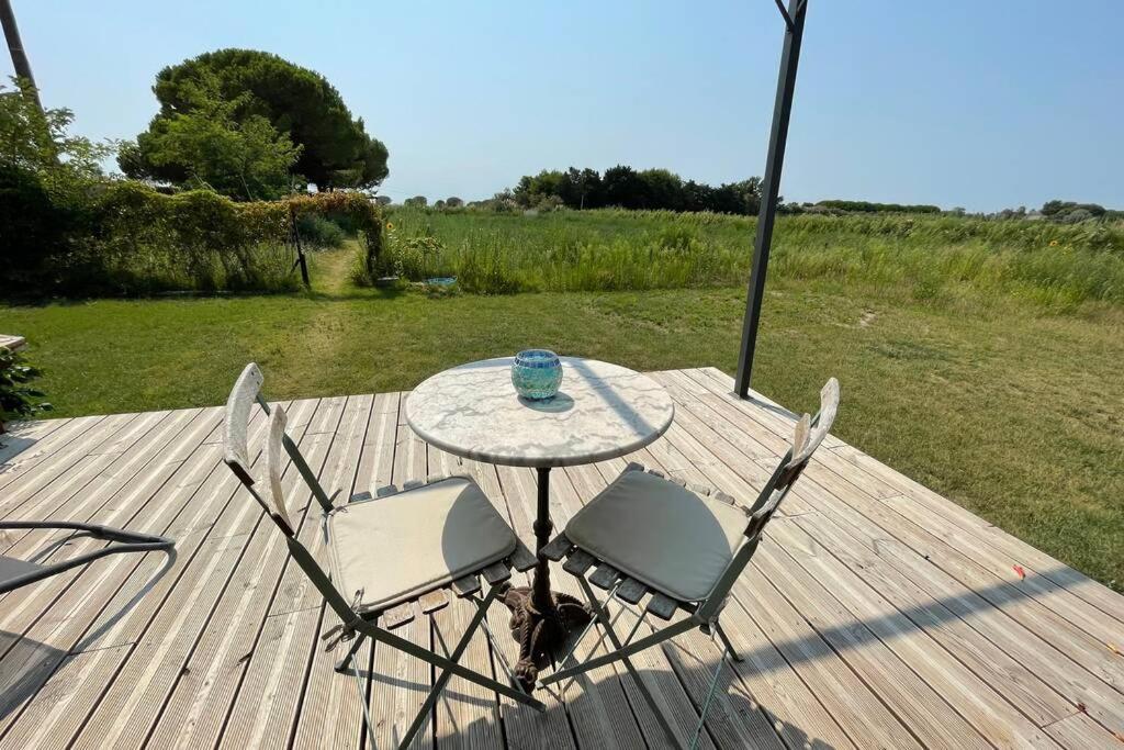 Myinsolite - Tiny-House, Jacuzzi, Brasero, Piscine Aigues-Mortes Zewnętrze zdjęcie