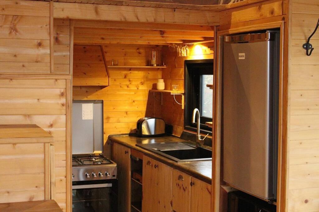 Myinsolite - Tiny-House, Jacuzzi, Brasero, Piscine Aigues-Mortes Zewnętrze zdjęcie